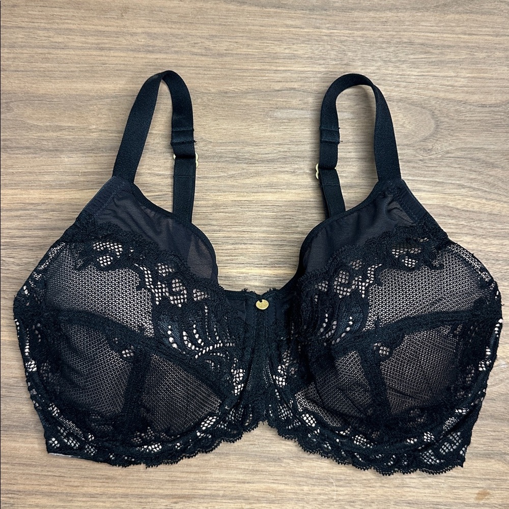 Black lace Natori bra 32G